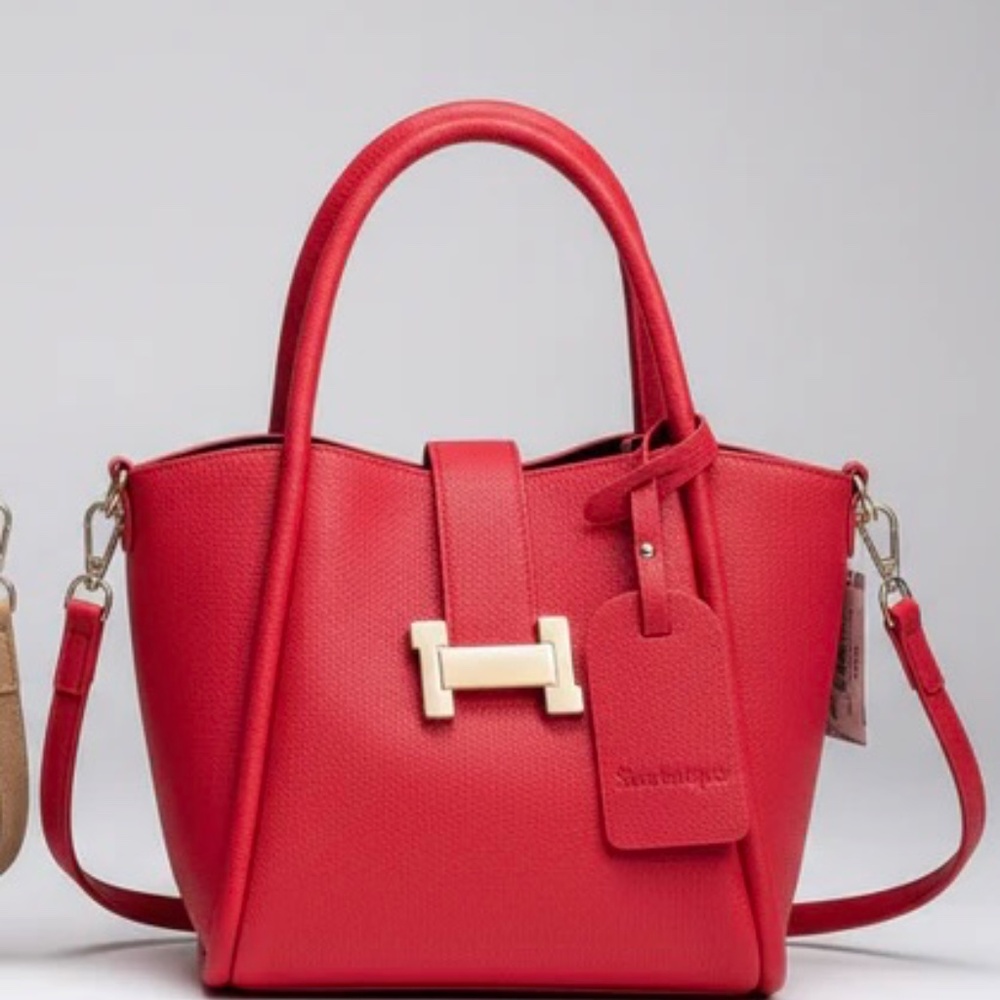 NWT Faux Leather Red Crossbody bag with zippered pouch